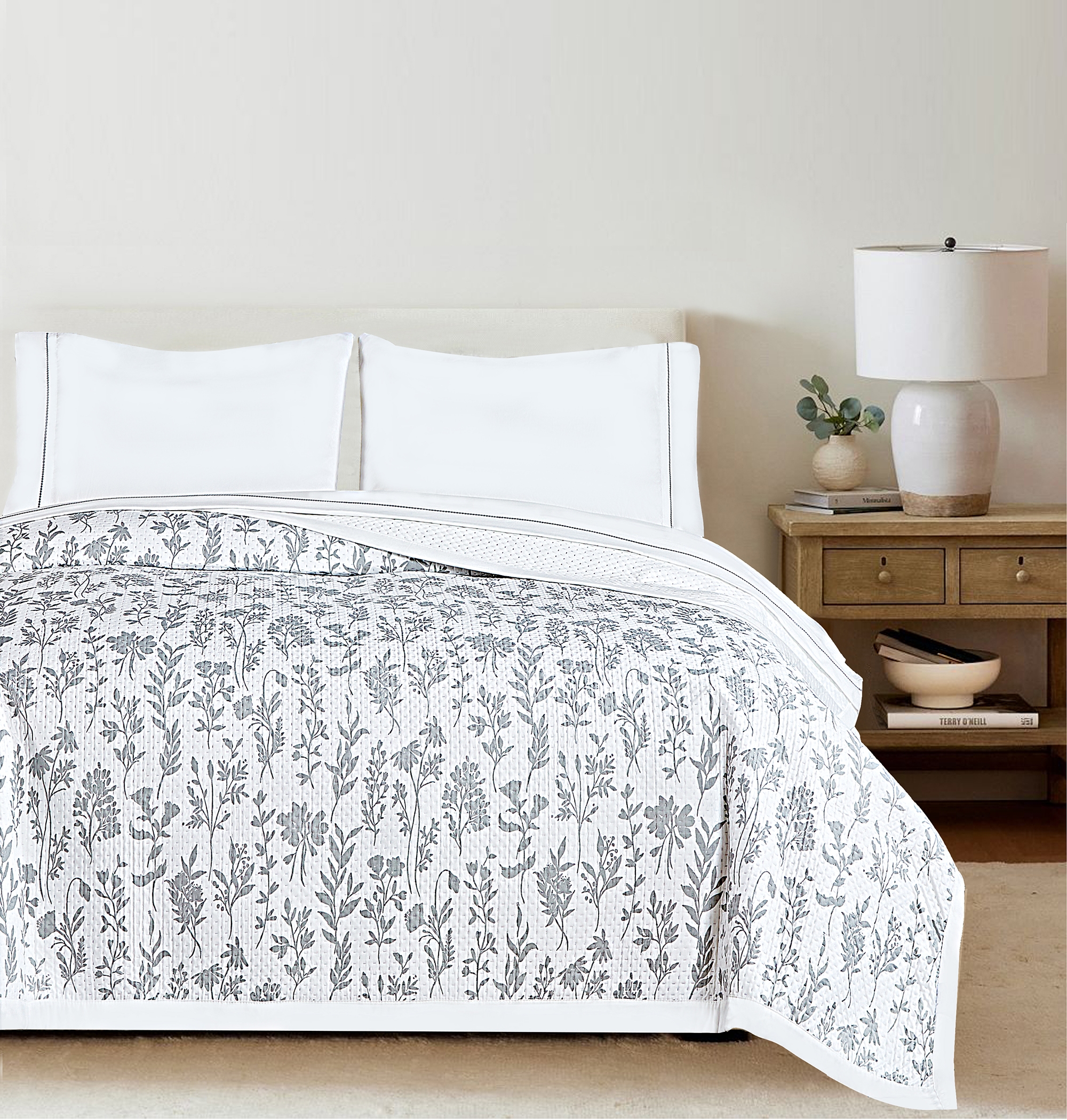 Claro Living Home Plush Waffle Blanket - TSC.ca