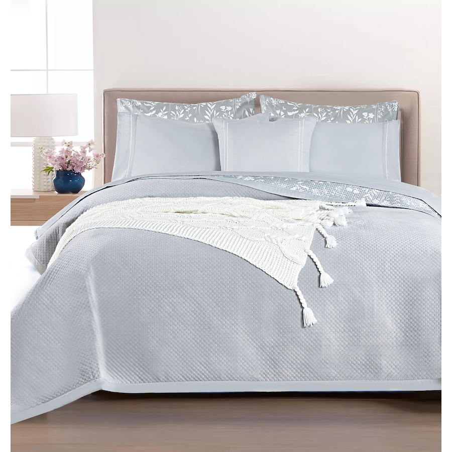 Image 219713_ALTMORE4.jpg, Product 219-713 / Price $49.99, Claro Living Home Plush Waffle Blanket from Claro Living Home on TSC.ca's Home & Garden department
