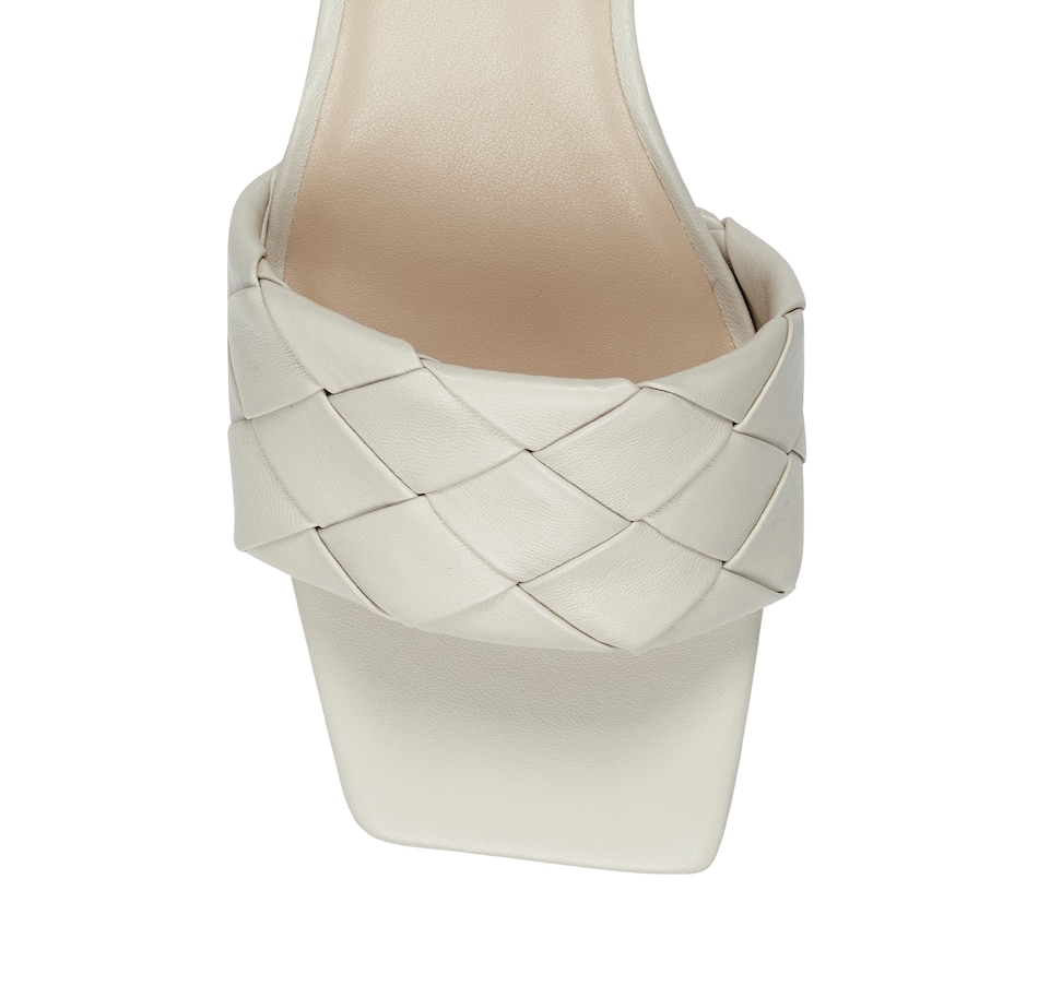 vince camuto semtera