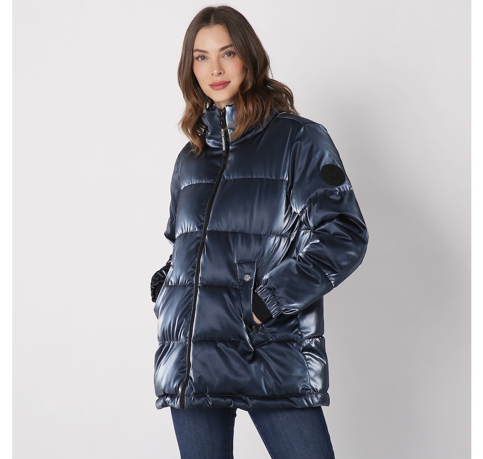DKNY Women's Snap-Side Glossy Puffer Outerwear Jacket, Black, Medium :  : Clothing, Shoes & Accessories