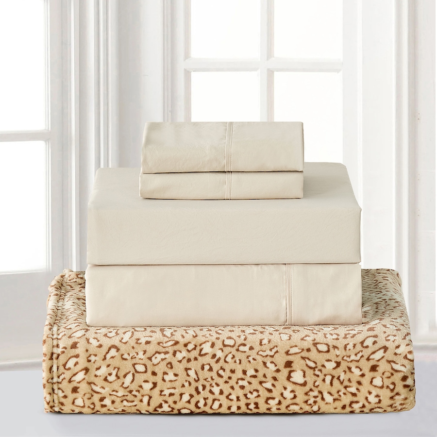 Image 220253_ALTMORE2.jpg, Product 220-253 / Price $59.99, Claro Home Living 4-Piece Sheet Set and Plush Blanket from Claro Living Home on TSC.ca's Home & Garden department