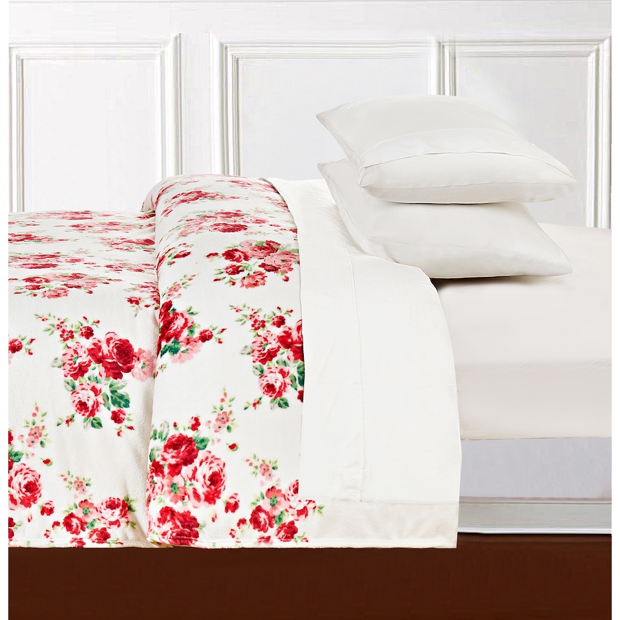 Image 220253_ALTMORE7.jpg, Product 220-253 / Price $59.99, Claro Home Living 4-Piece Sheet Set and Plush Blanket from Claro Living Home on TSC.ca's Home & Garden department