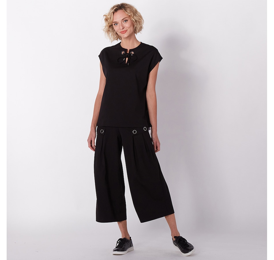 Clothing & Shoes - Bottoms - Pants - Wynne Layers Polished Knit Cropped Pant  With Grommet - Online Shopping for Canadians