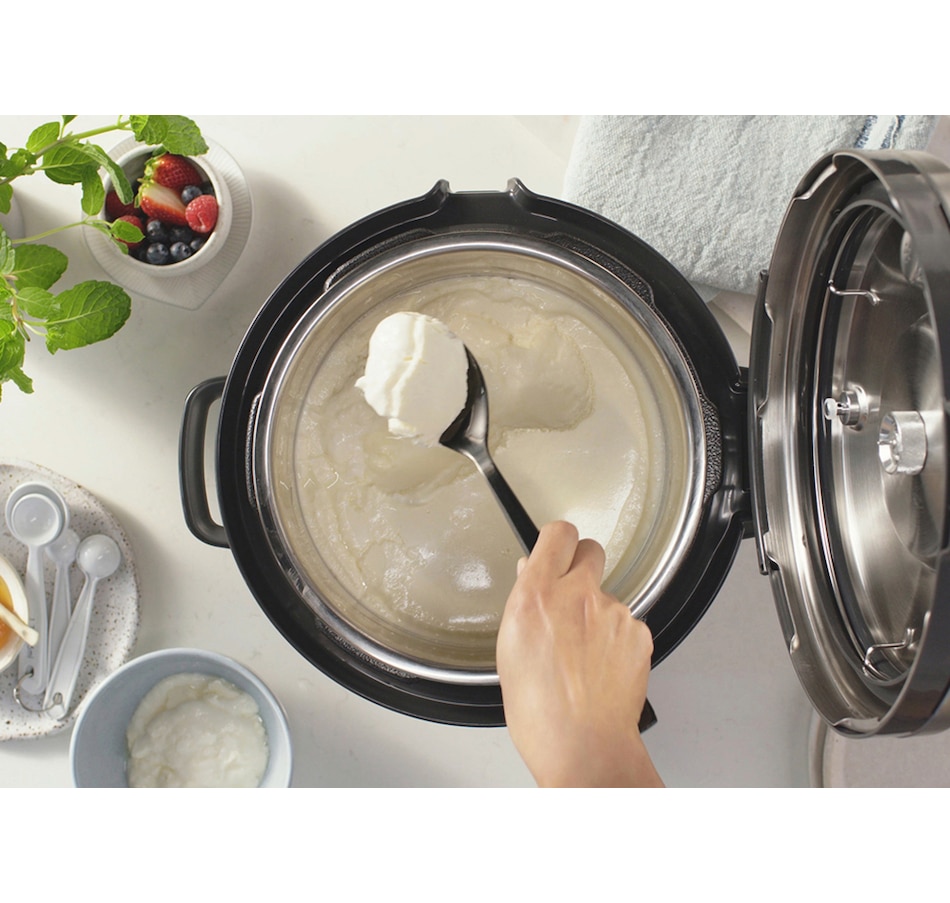 Image 220950_ALTMORE6.jpg, Product 220-950 / Price $329.99, The Breville Fast Slow Go Multi-Cooker from Breville on TSC.ca's Kitchen department