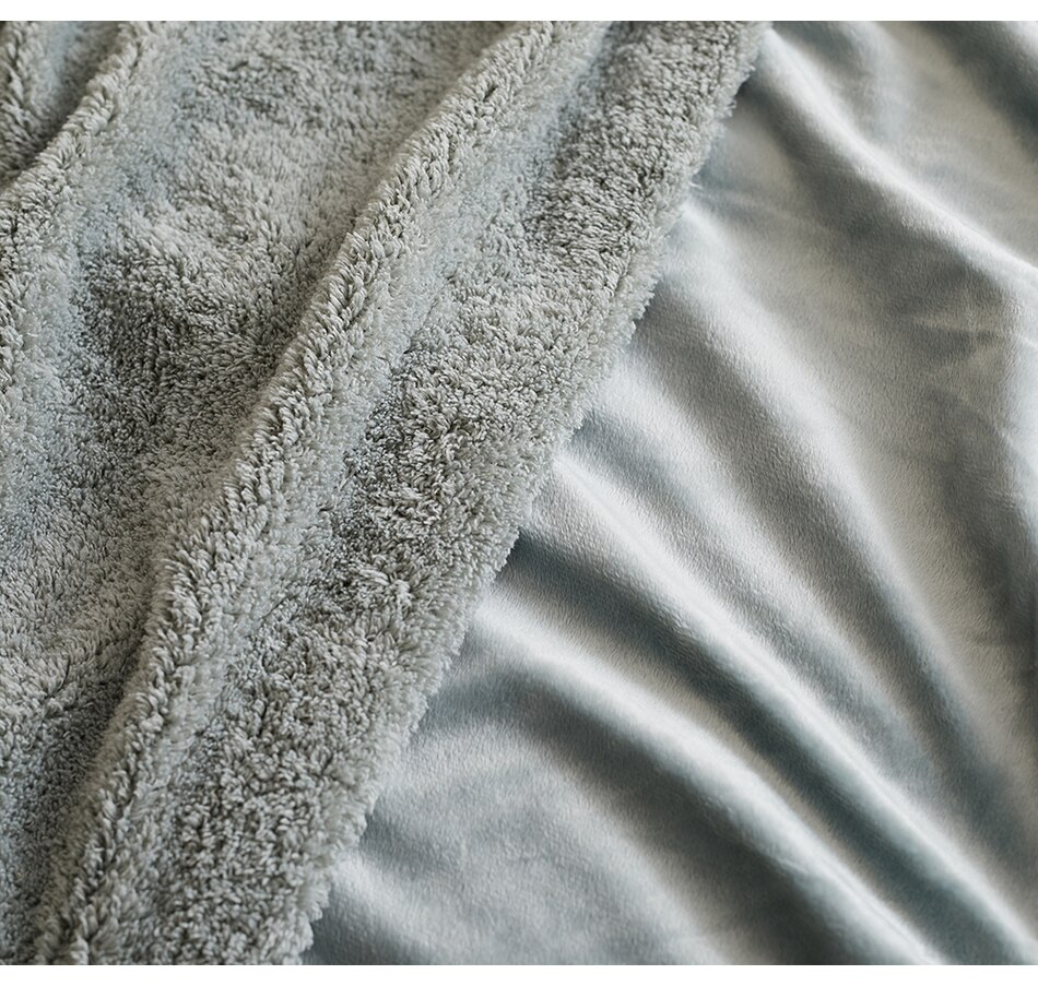 Image 221066_ALTMORE5.jpg, Product 221-066 / Price $24.88 - $39.88, Home Suite Essentials Teddy Bear Blanket from Home Suite on TSC.ca's Home & Garden department