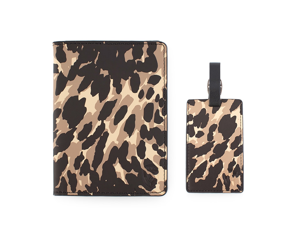 Society6 ケース Leopard National Flag X by M Studio Heys Fashion Print Luggage Tag and Passport Holder Set - TSC.ca