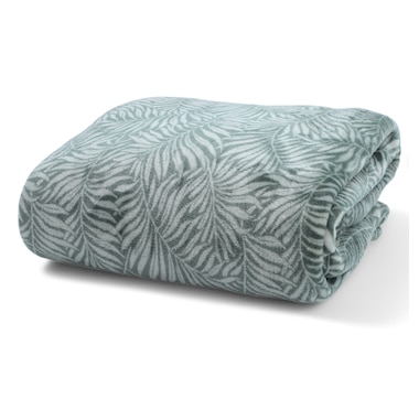 Home Suite Essentials Plush Blanket