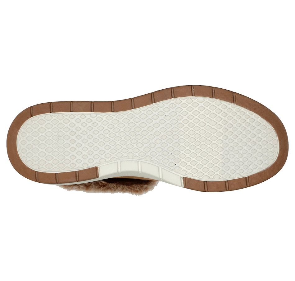Image 221547_ALTMORE14.jpg, Product 221-547 / Price $49.33, Skechers Bobs Skipper Wave Cozy Queen Bootie from Skechers on TSC.ca's Shoes department