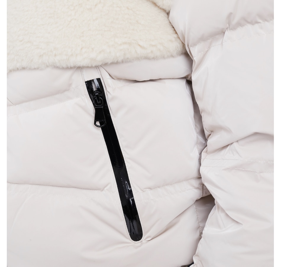 Image 221676_ALTMORE5.jpg, Product 221-676 / Price $499.00, Pajar Nephele Women's Mixed Media Short Puffer from Pajar on TSC.ca's Fashion department