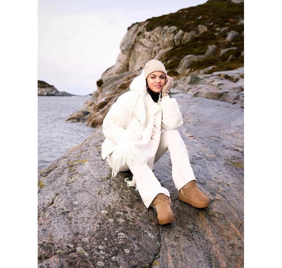 Image 222570_ALTMORE7.jpg, Product 222-570 / Price $36.00, V. Fraas Lurex Knit Beanie from FRAAS on TSC.ca's Fashion department