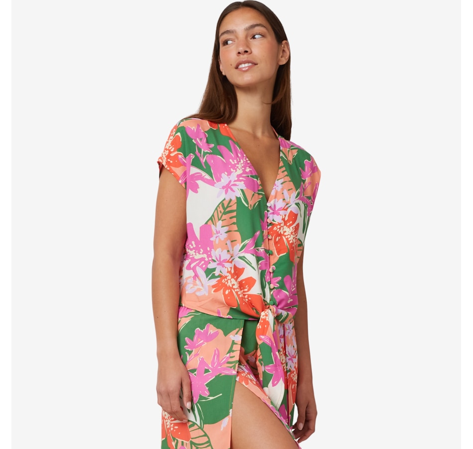 Image 223027_CARTA.jpg, Product 223-027 / Price $24.33, claudia ev Tie Front Button Down Blouse from claudia ev on TSC.ca's Fashion department