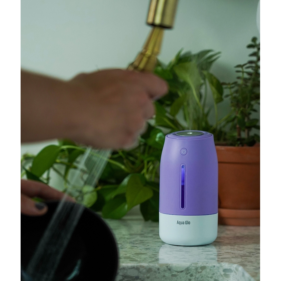 Image 223340_ALTMORE11.jpg, Product 223-340 / Price $39.99, Aqua Glo Portable Cool Mist Humidifier from Hunter Home on TSC.ca's Home & Garden department