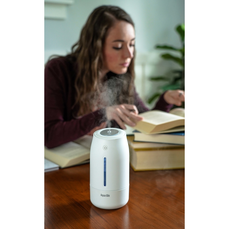 Image 223340_ALTMORE8.jpg, Product 223-340 / Price $39.99, Aqua Glo Portable Cool Mist Humidifier from Hunter Home on TSC.ca's Home & Garden department