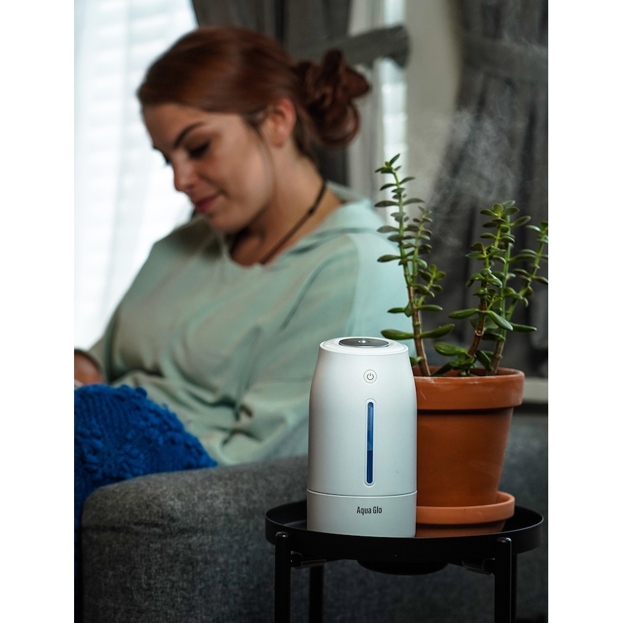 Image 223340_ALTMORE9.jpg, Product 223-340 / Price $39.99, Aqua Glo Portable Cool Mist Humidifier from Hunter Home on TSC.ca's Home & Garden department
