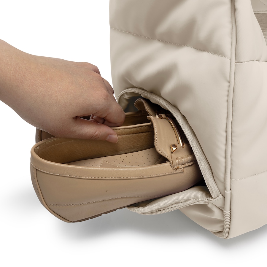 Image 223384_ALTMORE21.jpg, Product 223-384 / Price $129.99, Heys The Puffer Duffel Bag from Heys on TSC.ca's Home & Garden department