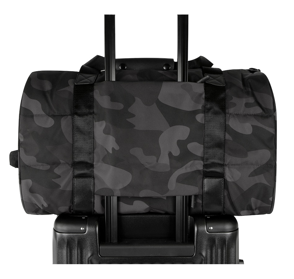Image 223384_ALTMORE7.jpg, Product 223-384 / Price $159.99, Heys The Puffer Duffel Bag from Heys on TSC.ca's Home & Garden department