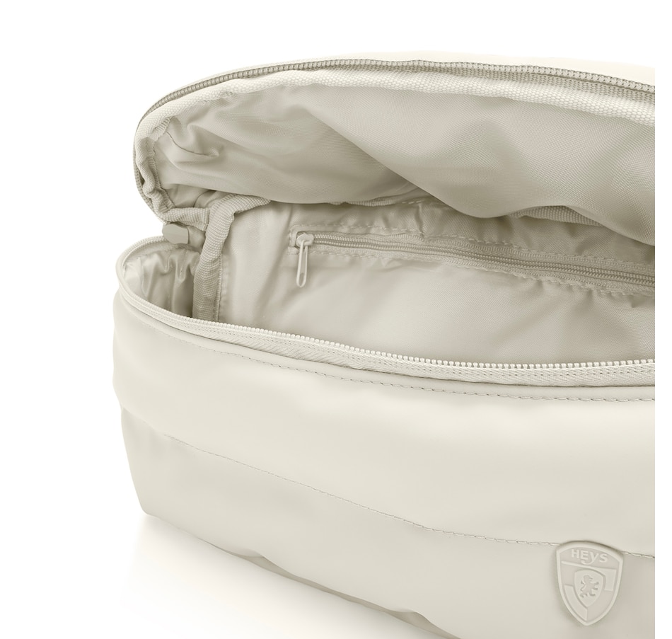 Image 223385_ALTMORE12.jpg, Product 223-385 / Price $59.99, Heys The Puffer Waist Bag from Heys on TSC.ca's Clothing & Shoes department