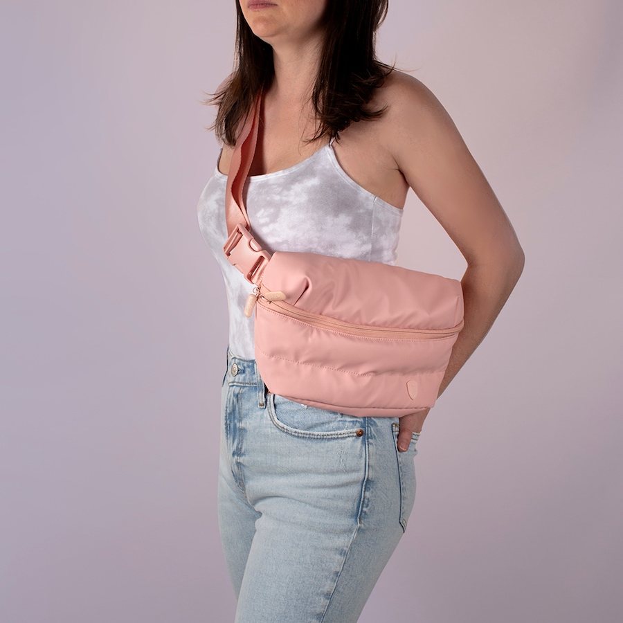 Image 223385_ALTMORE9.jpg, Product 223-385 / Price $59.99, Heys The Puffer Waist Bag from Heys on TSC.ca's Fashion department