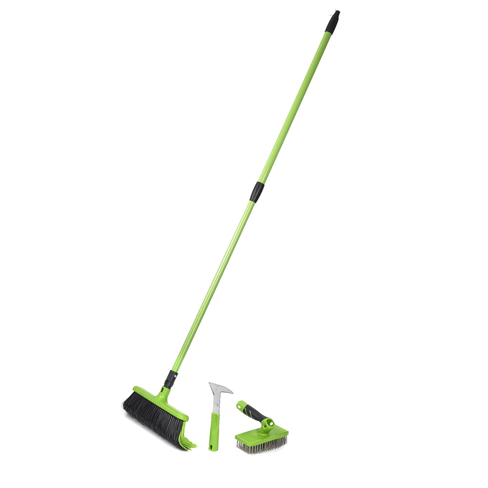 Grumpy gardener deals wonder shovel