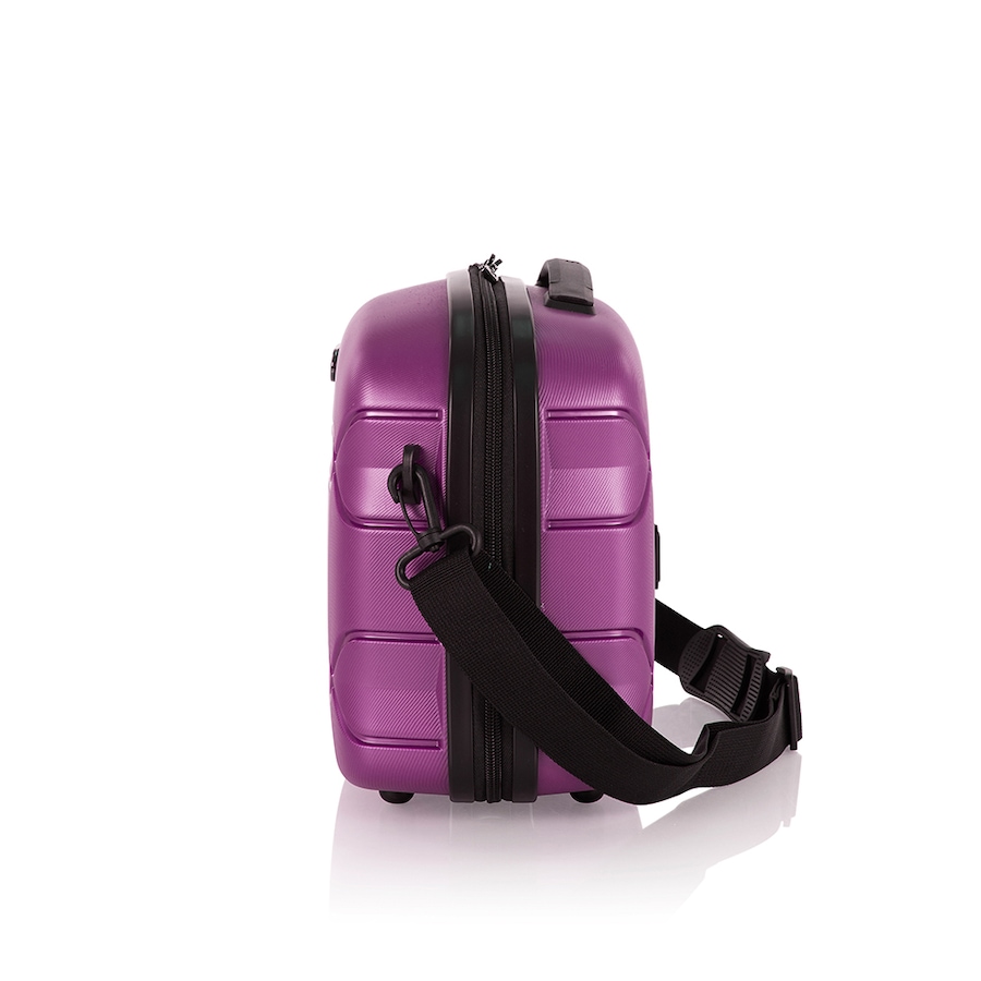 Image 223537_ALTMORE4.jpg, Product 223-537 / Price $39.33, Heys Milos Duraflex Beauty Case from Heys on TSC.ca's Home & Garden department