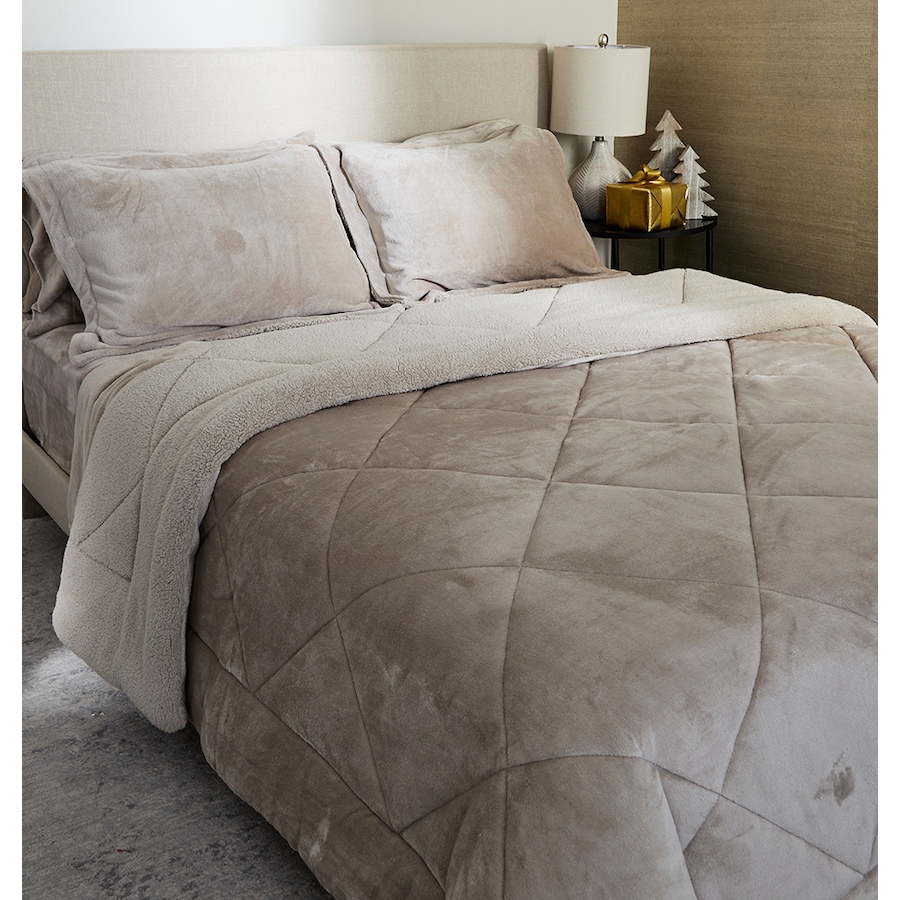 Image 223580_MNK.jpg, Product 223-580 / Price $9.33, Home Suite Mink 3-Piece Comforter Set from Home Suite on TSC.ca's Home & Garden department