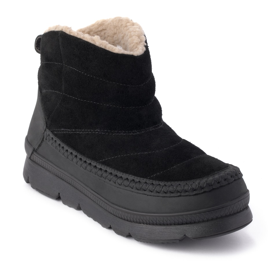 Image 223724_BLK.jpg, Product 223-724 / Price $200.00, Manitobah Mukluks Waterproof Pacific Puffer Boot from Manitobah Mukluks on TSC.ca's Clothing & Shoes department
