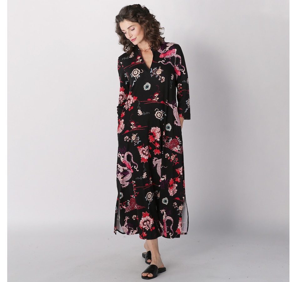 Image 225269_BKMU.jpg, Product 225-269 / Price $39.33, N Natori Imperial Dragon Cozy Knit Caftan Lounger from N Natori on TSC.ca's Fashion department