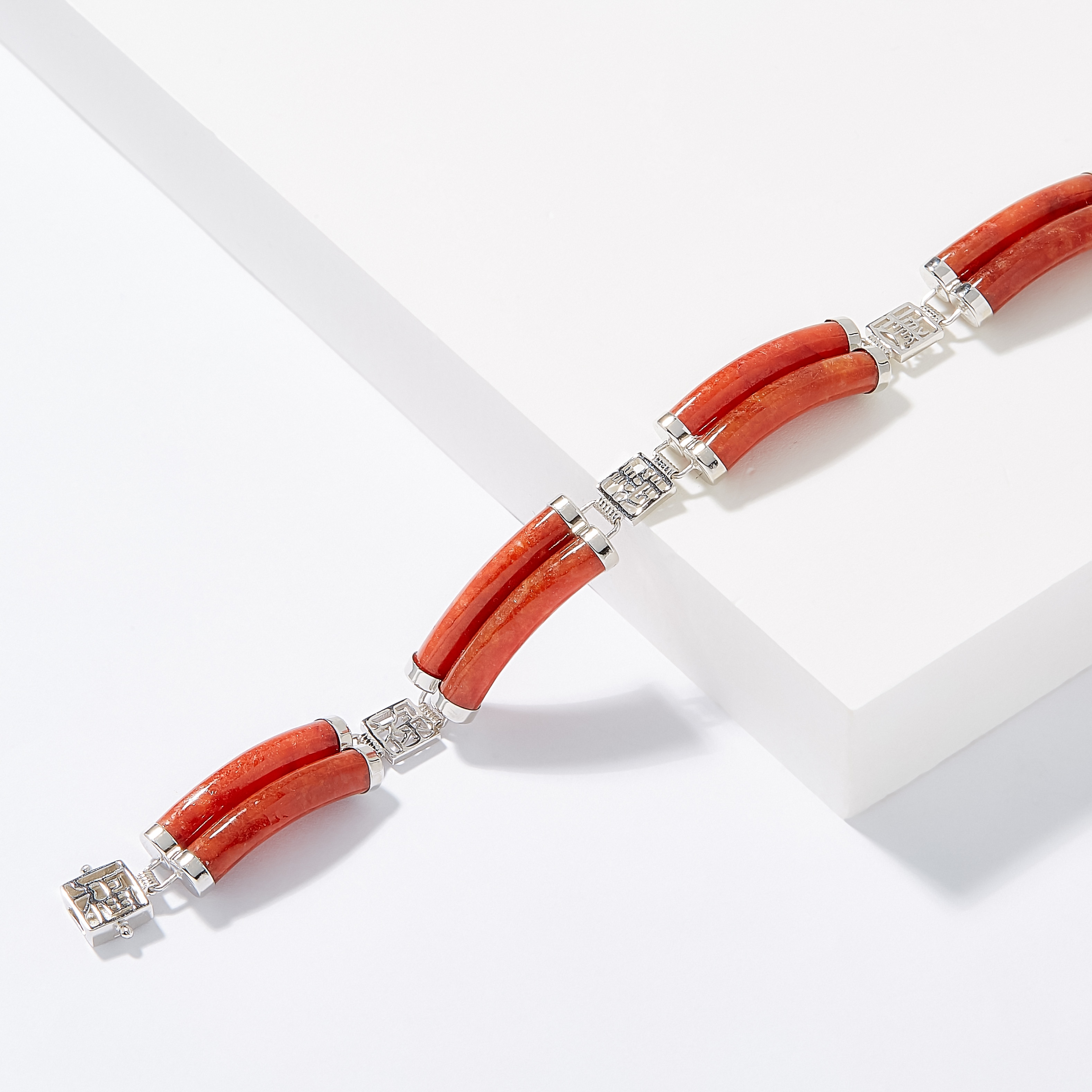 Red jade hot sale bracelet price