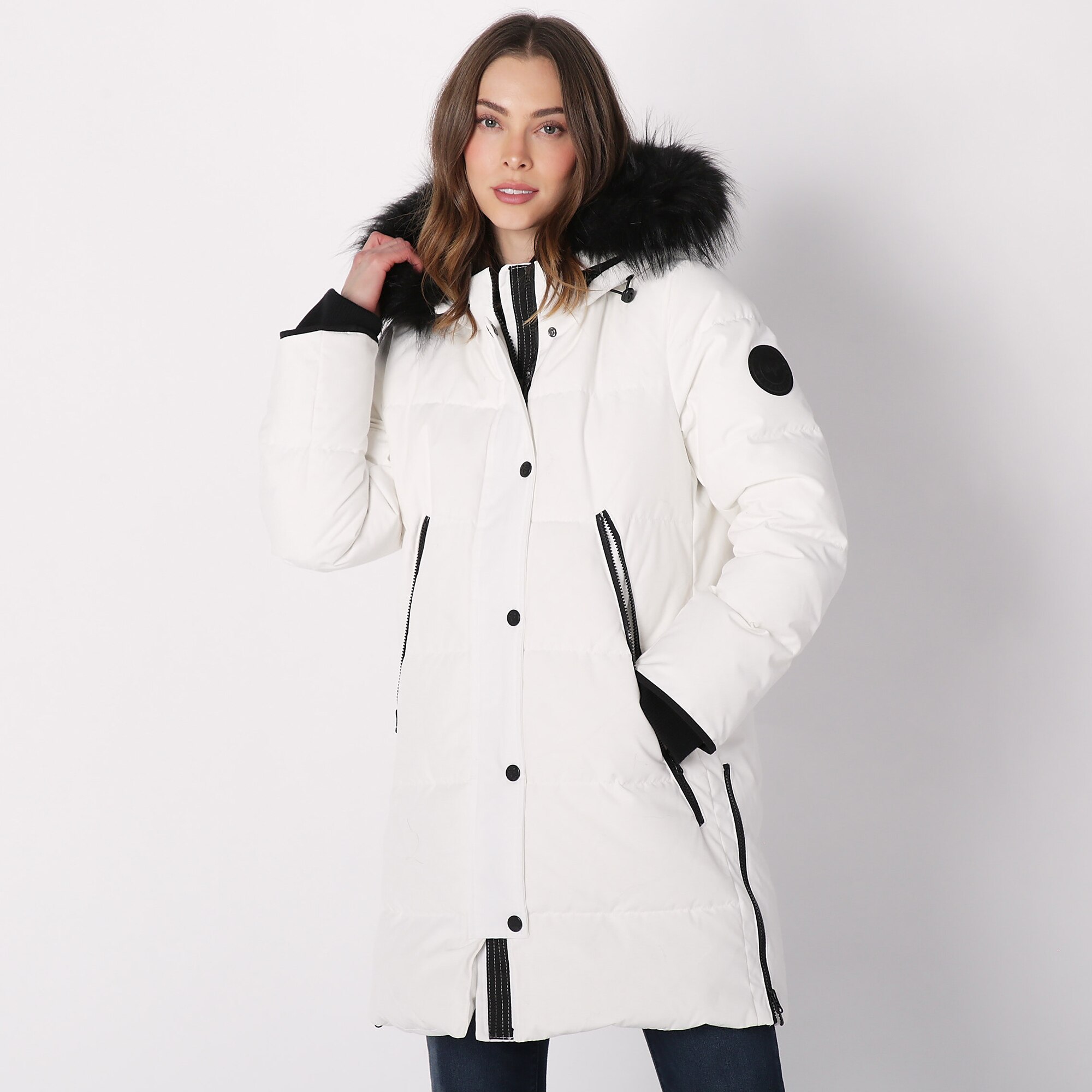 Detachable hood clearance parka