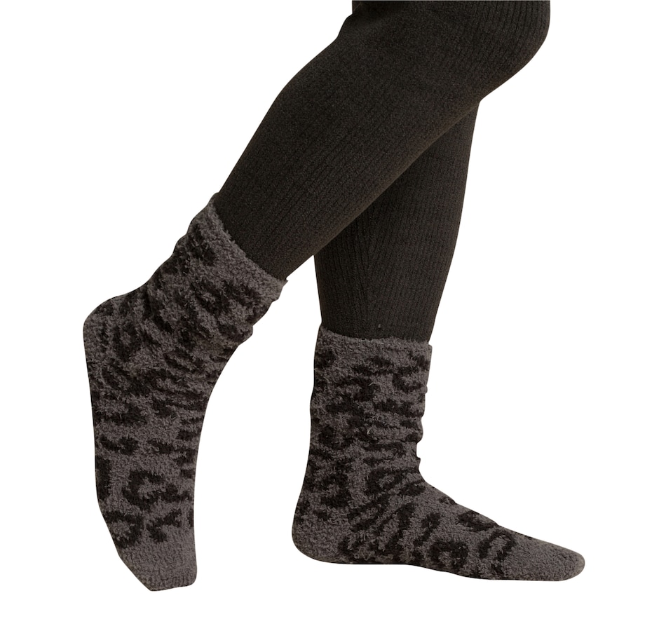 Barefoot Dreams socks are back!! Cozy fall mode activated! #shopsagehill