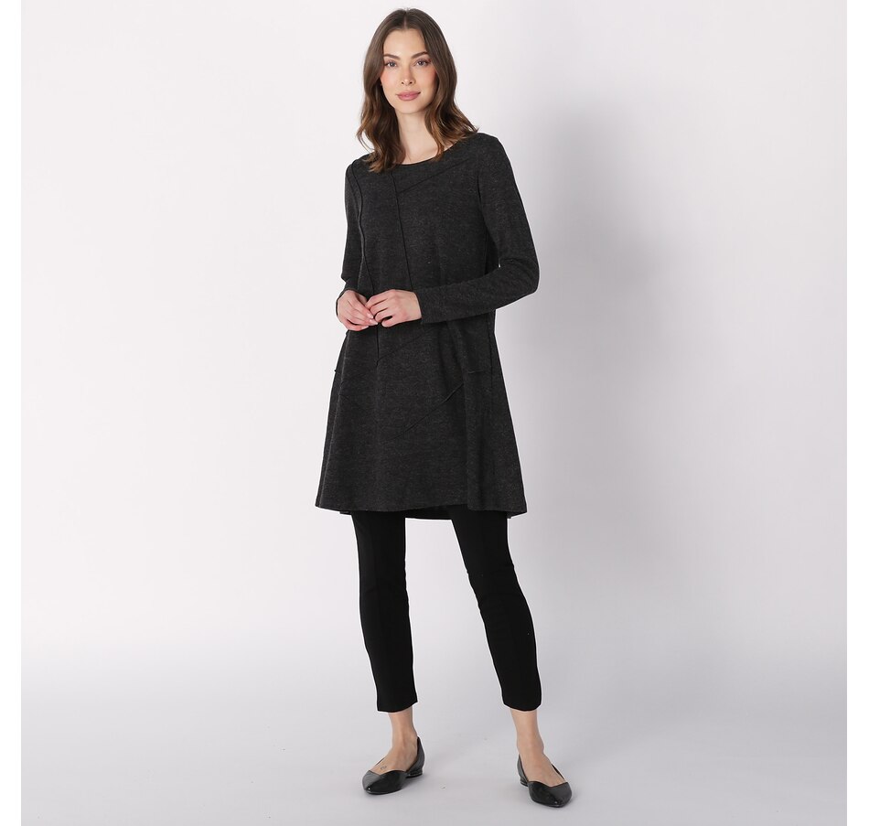 Image 229969_CHR.jpg, Product 229-969 / Price $59.88, Red Coral Piping Detail Tunic from Red Coral Fashions on TSC.ca's Fashion department