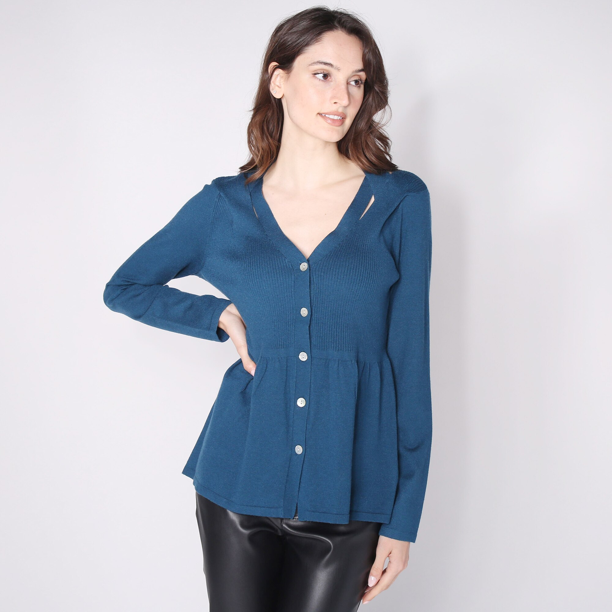 Everyday Jones Cut Out Button Front Cardigan - TSC.ca