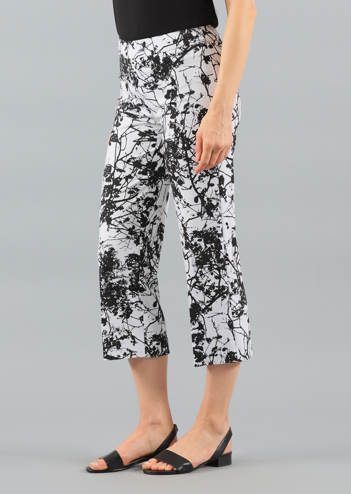 Printed crop sale pants