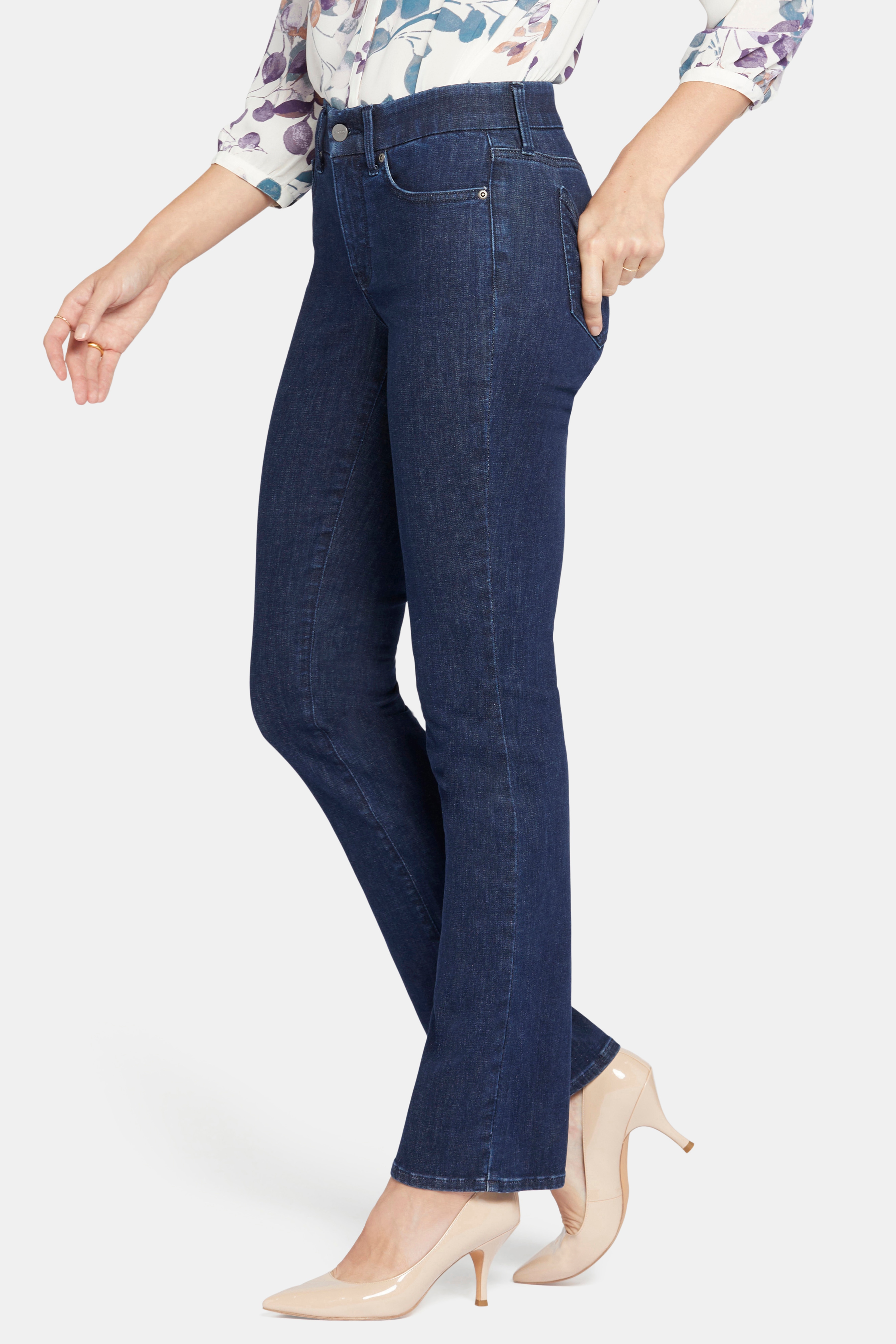 Marilyn straight leg store jeans