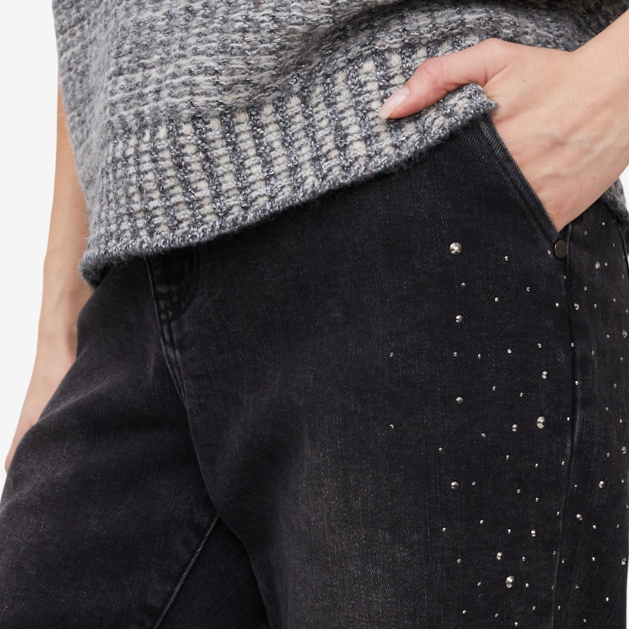 Image 231395_ALTMORE5.jpg, Product 231-395 / Price $74.88, claudia ev Super Straight Jean with Stones from claudia ev on TSC.ca's Fashion department