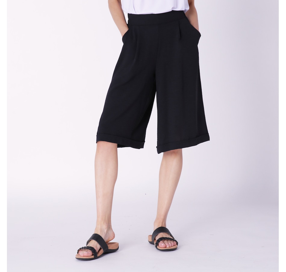 Image 231463_BLK.jpg, Product 231-463 / Price $34.88, Marallis Crepe Short With Pockets from Marallis on TSC.ca's Fashion department