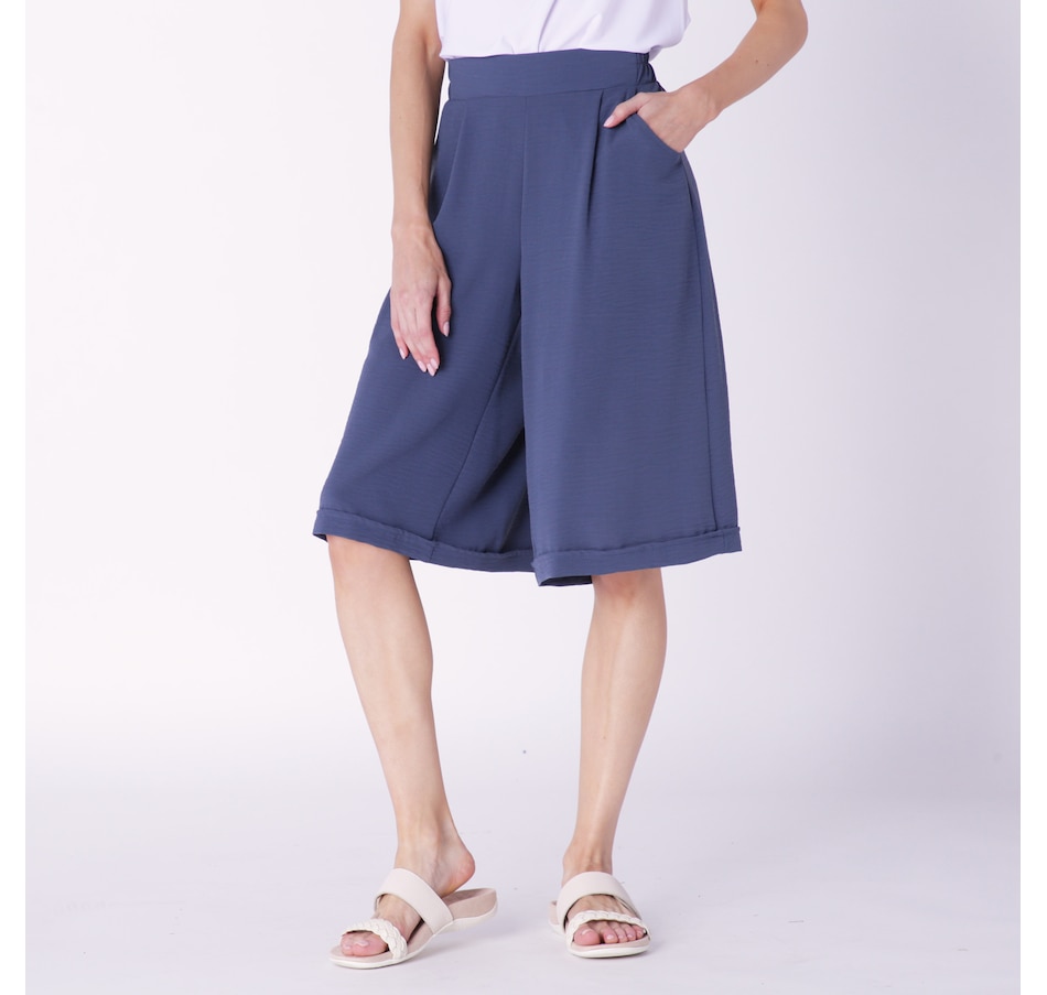 Image 231463_DNM.jpg, Product 231-463 / Price $34.88, Marallis Crepe Short With Pockets from Marallis on TSC.ca's Fashion department