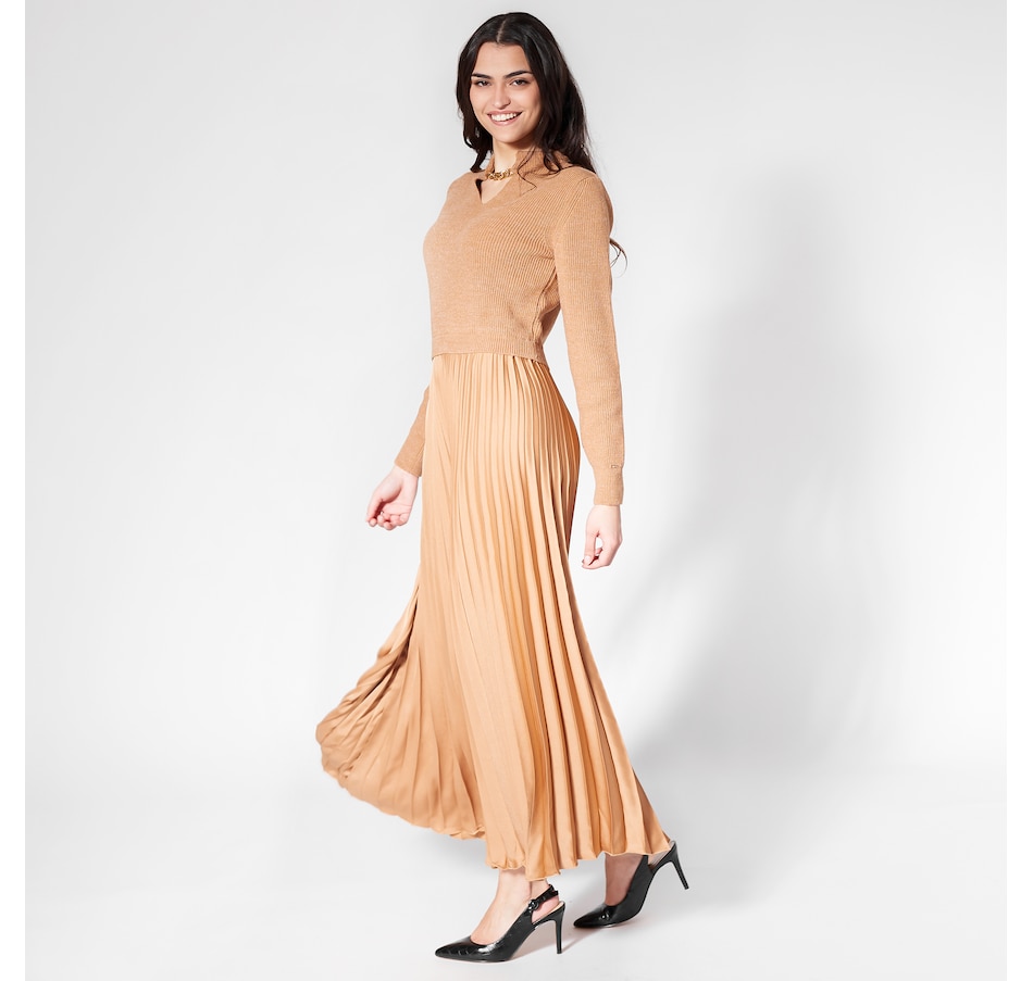 Aggel Knitwear Knitted Pleated Dress