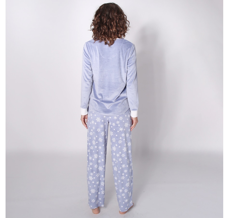 Image 234749_ALTMORE1.jpg, Product 234-749 / Price $25.33, Cuddl Duds Ultra Plush Velvet Fleece PJ Set from Cuddl Duds on TSC.ca's Fashion department