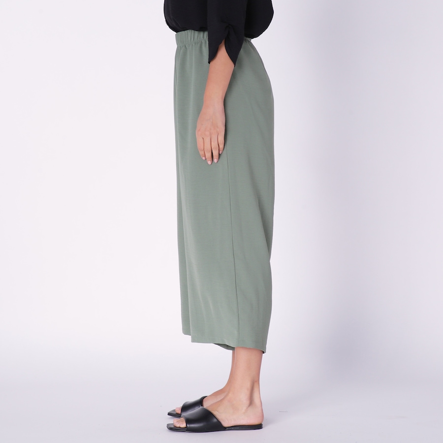 Image 235329_ALTMORE1.jpg, Product 235-329 / Price $9.33, Kim & Co. Crinkle Poplin Cropped Pant With Elastic Waistband from Kim & Co. on TSC.ca's Fashion department