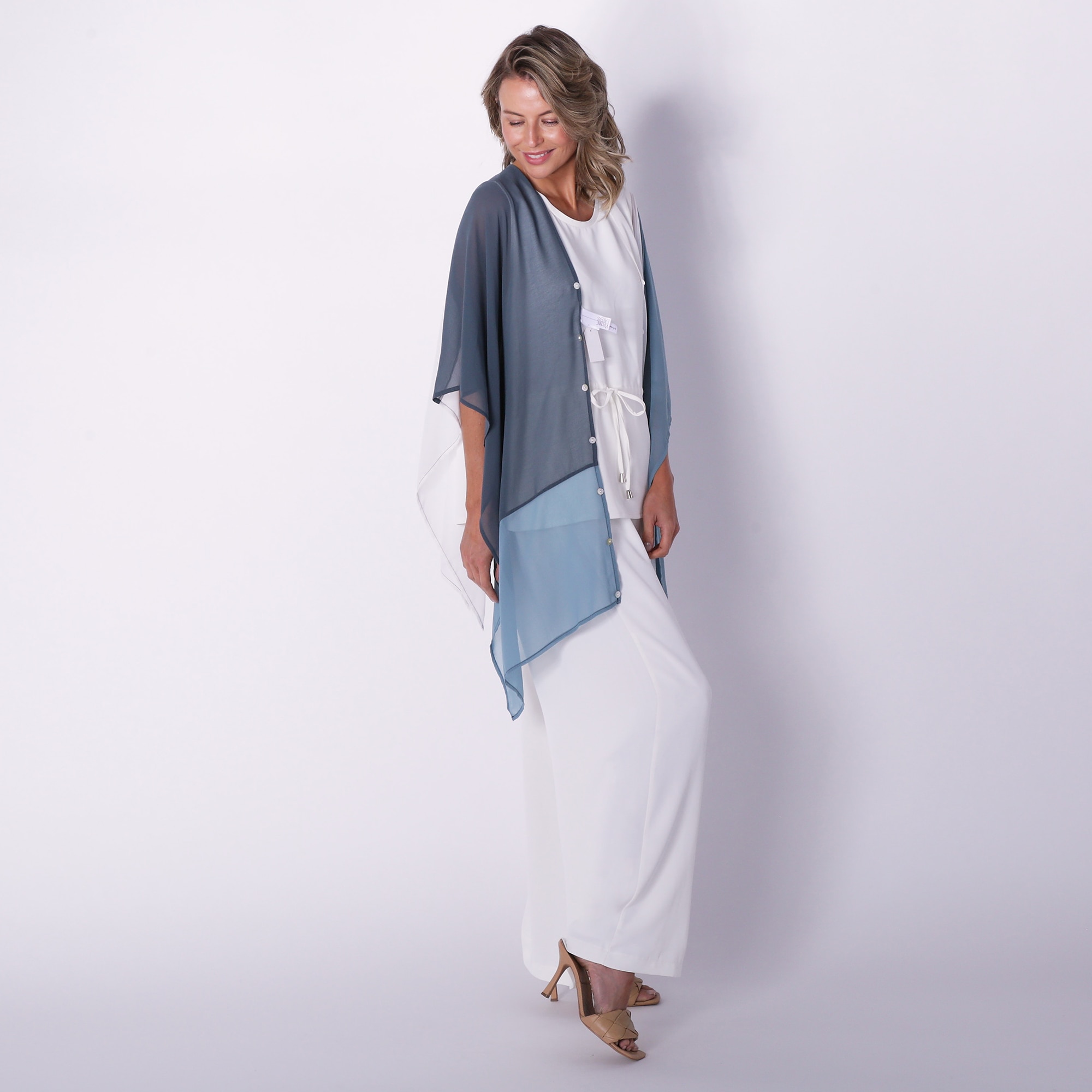 Wynne Style Convertible Colour Block Poncho