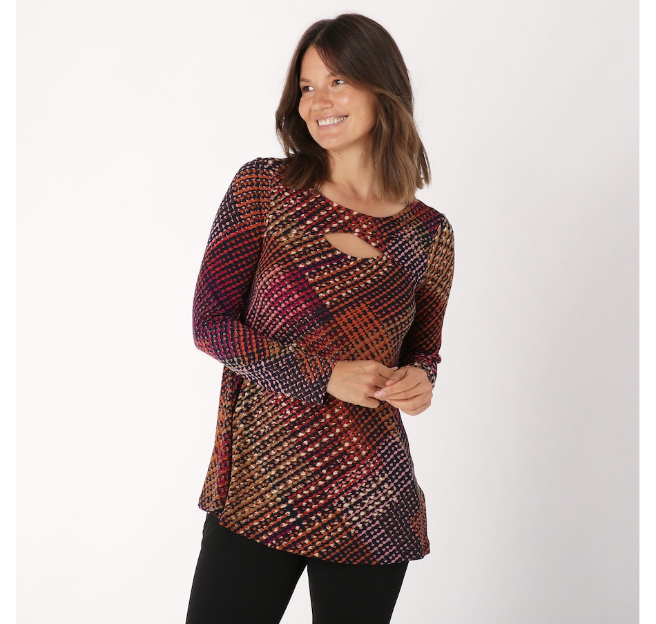 Image 235650_NVM.jpg, Product 235-650 / Price $19.33, Nina Leonard Peek-A-Boo Top from Nina Leonard on TSC.ca's Fashion department