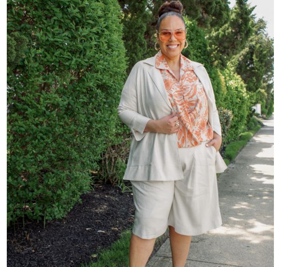 Image 235690_ALTMORE1.jpg, Product 235-690 / Price $29.33, Everyday Jones Stretch Linen Short from Everyday Jones on TSC.ca's Fashion department