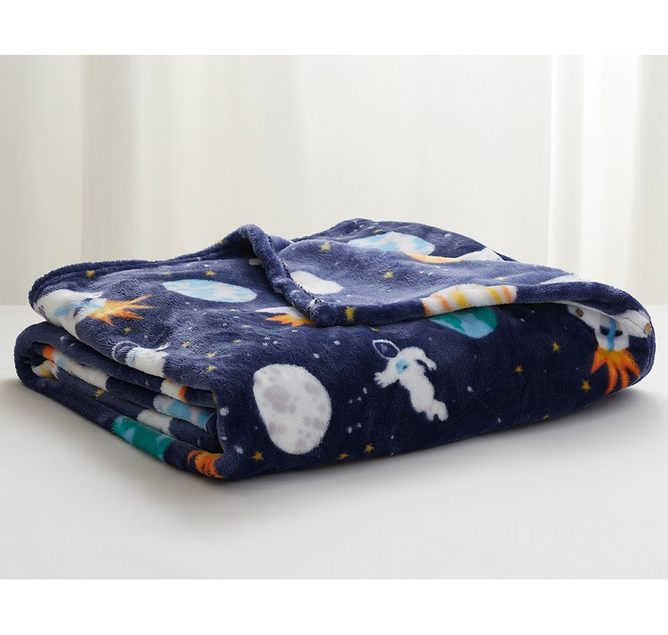 Image 237203_SPC.jpg, Product 237-203 / Price $29.99, Home Suite Essentials Plush Kids Oversized Throw from Home Suite on TSC.ca's Home & Garden department