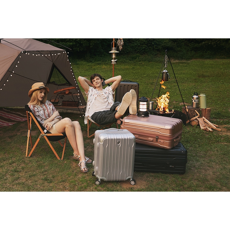Image 237320_ALTMORE1.jpg, Product 237-320 / Price $149.33, Heys Xtrak 7-Piece Travel Set (Xtrak 21" and 26", plus 5 packing cubes) from Heys on TSC.ca's Home & Garden department