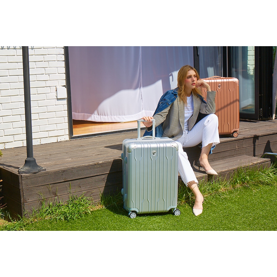 Image 237320_ALTMORE2.jpg, Product 237-320 / Price $149.33, Heys Xtrak 7-Piece Travel Set (Xtrak 21" and 26", plus 5 packing cubes) from Heys on TSC.ca's Home & Garden department