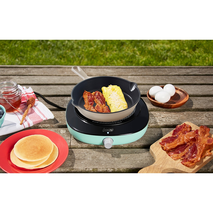 Image 237347_ALTMORE3.jpg, Product 237-347 / Price $29.33, Dash Everyday Electric Cooktop from Dash Kitchen on TSC.ca's Kitchen department