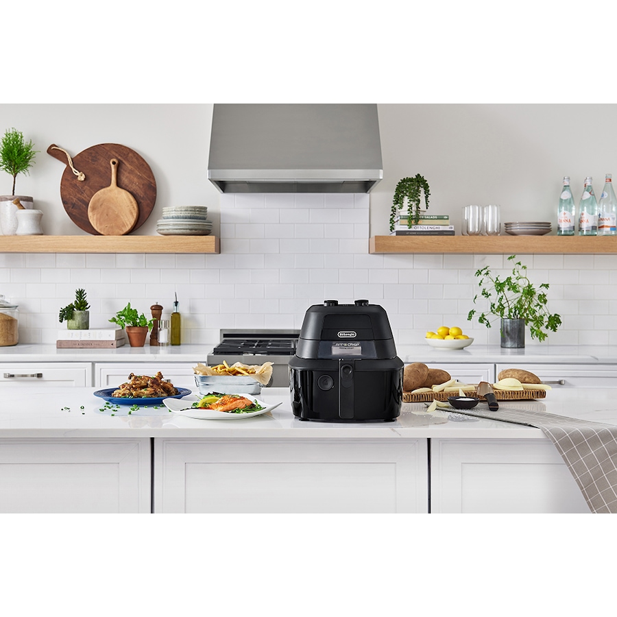 Image 237360_ALTMORE6.jpg, Product 237-360 / Price $149.88, De'Longhi Rapid Crisp Air Fryer from DeLonghi on TSC.ca's Kitchen department