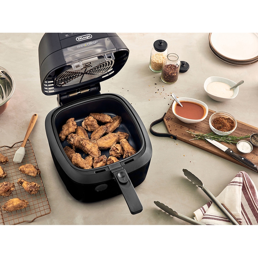 Image 237360_ALTMORE7.jpg, Product 237-360 / Price $149.88, De'Longhi Rapid Crisp Air Fryer from DeLonghi on TSC.ca's Kitchen department