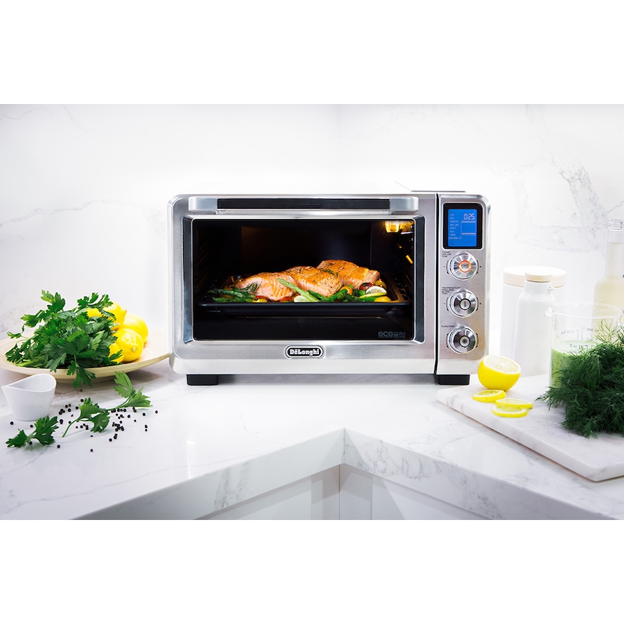 Image 237361_ALTMORE6.jpg, Product 237-361 / Price $199.99, De'Longhi Livenza Convection Oven from DeLonghi on TSC.ca's Kitchen department